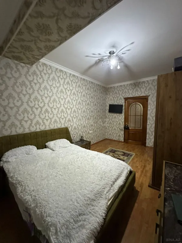 Satılır 3 otaqlı mənzil 105 m²