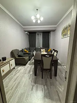 Satılır 4 otaqlı mənzil 105 m²