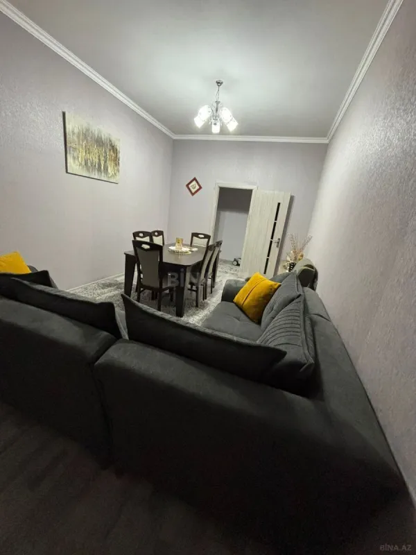 Satılır 4 otaqlı mənzil 105 m²