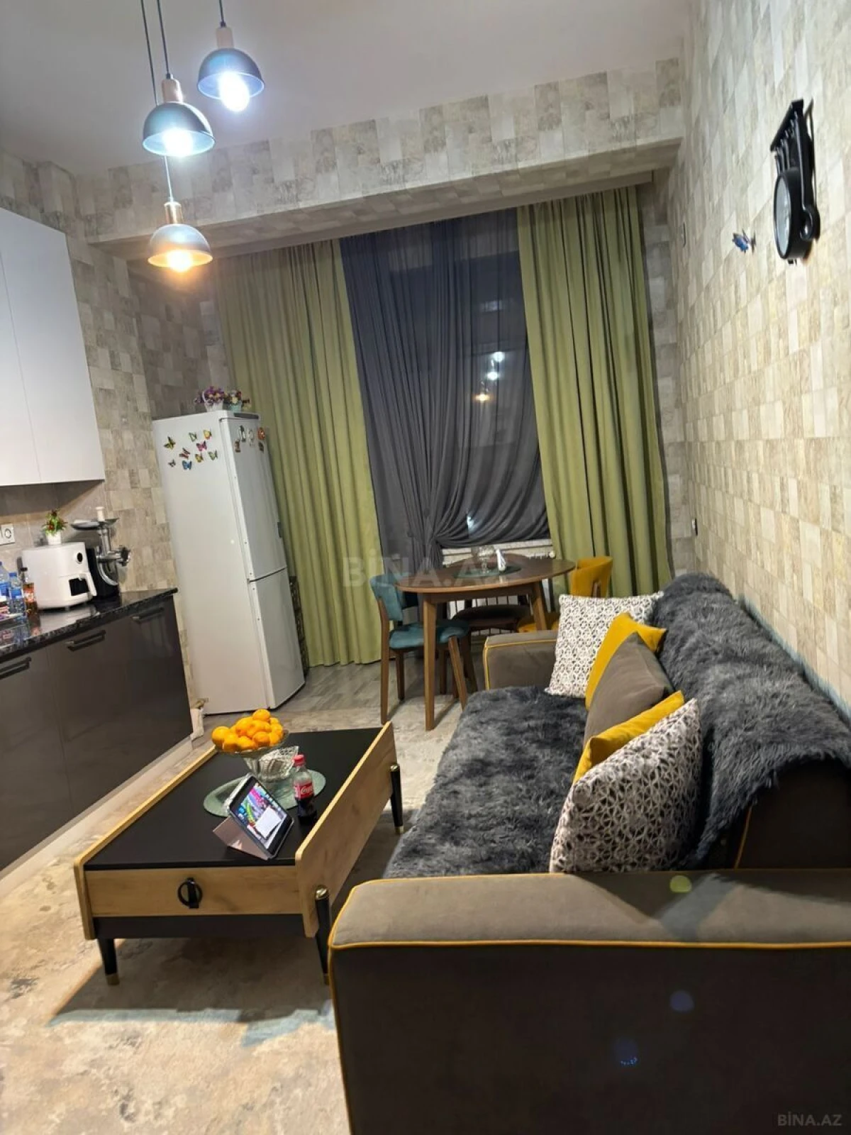 Satılır 4 otaqlı mənzil 105 m²