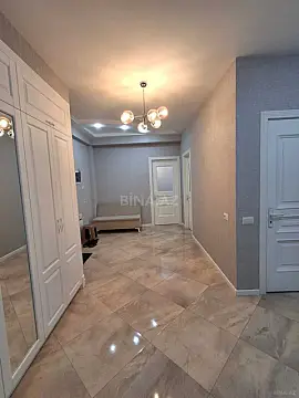 Kirayə verilir 3 otaqlı mənzil 140 m²