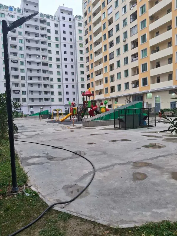 Kirayə verilir 3 otaqlı mənzil 140 m²