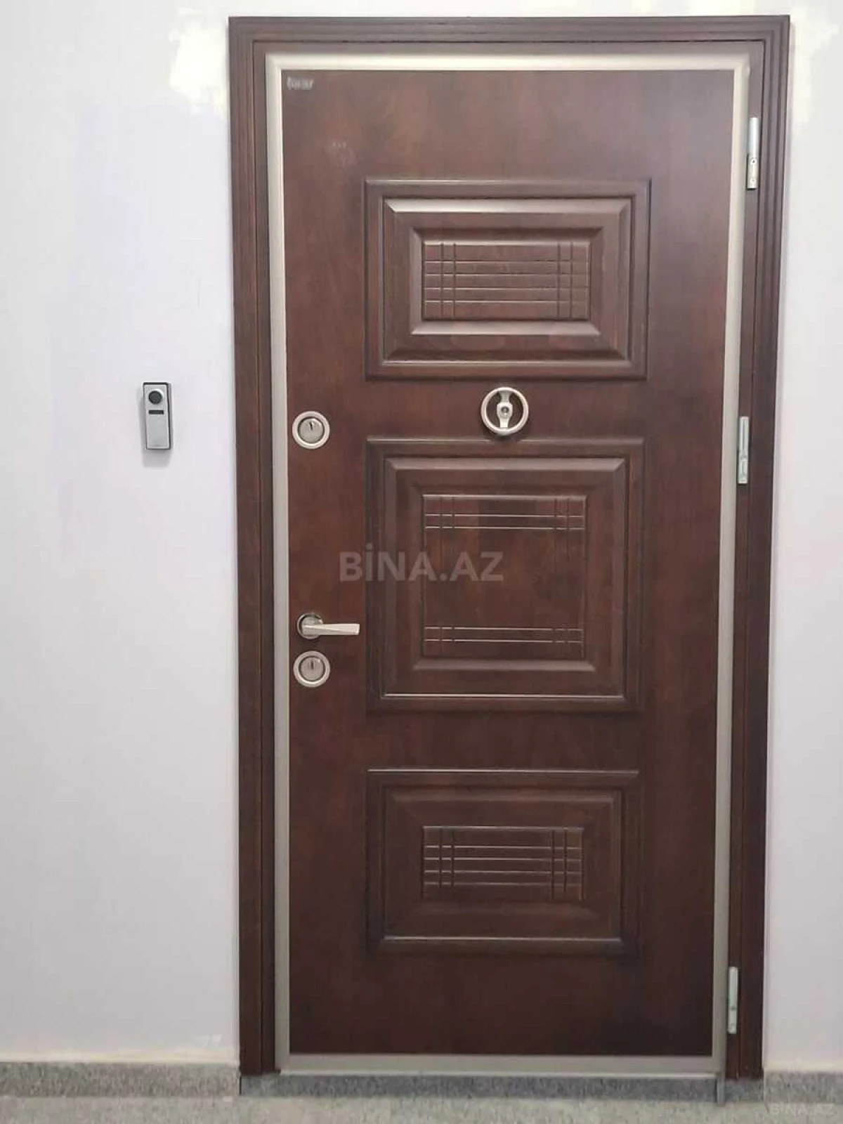 Kirayə verilir 3 otaqlı mənzil 140 m²