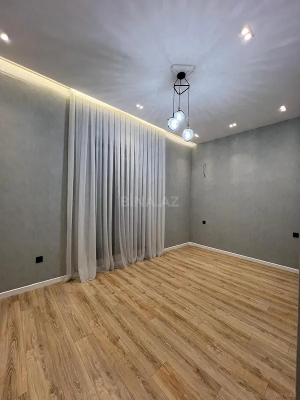 Satılır 4 otaqlı həyət evi 220 m²
