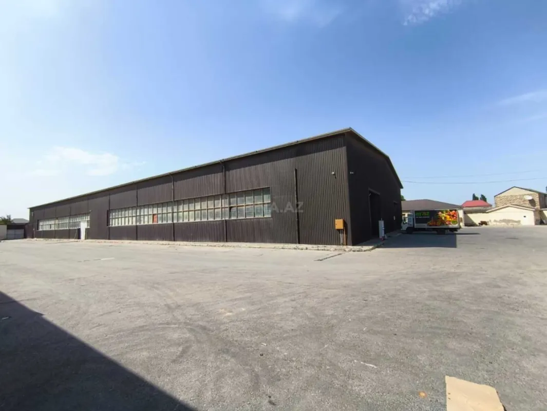 Kirayə verilir obyekt 1450 m²