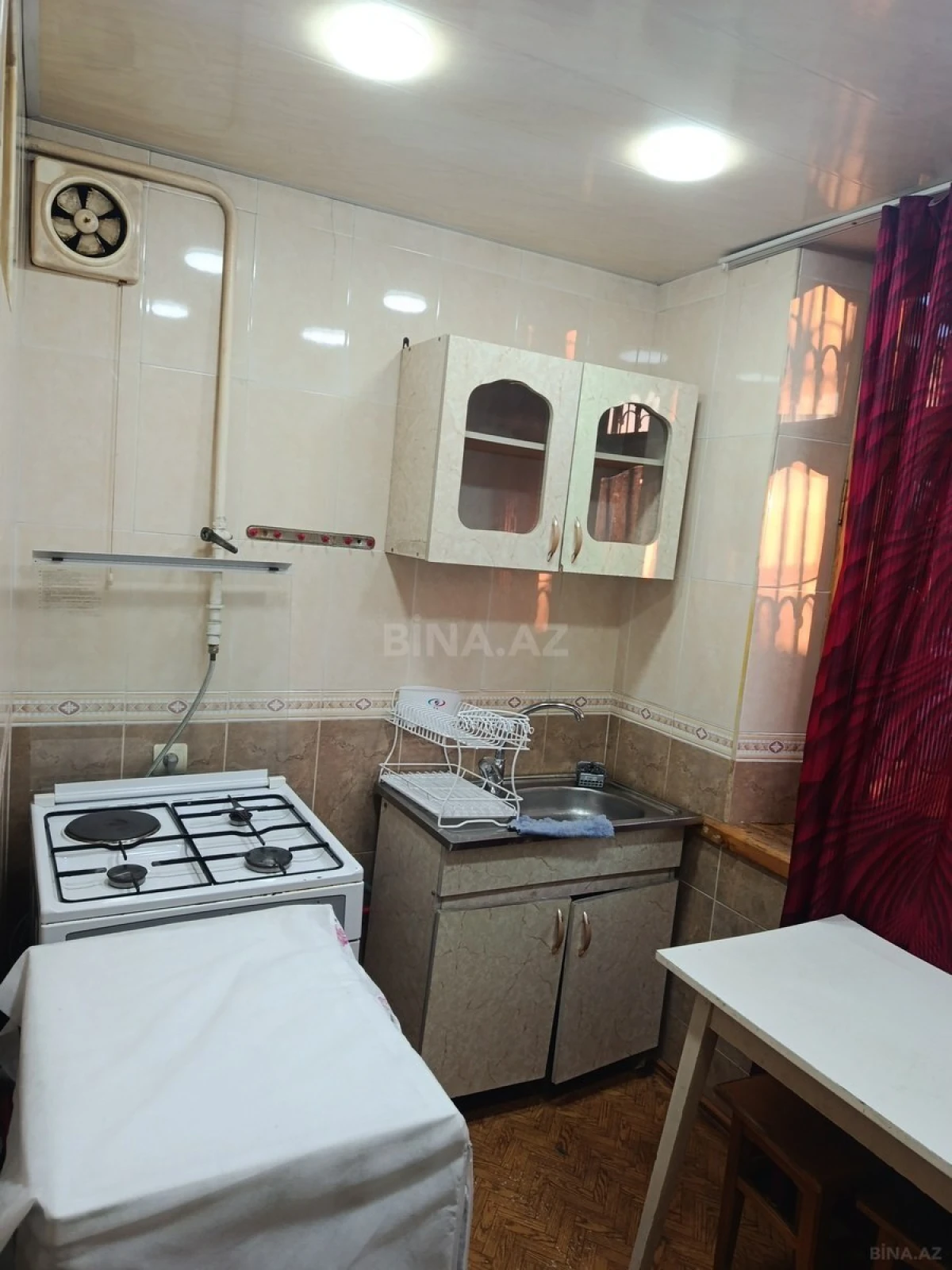 Kirayə verilir 2 otaqlı mənzil 51 m²