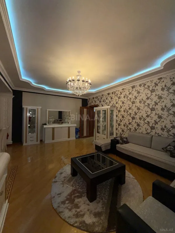 Satılır 3 otaqlı mənzil 100 m²