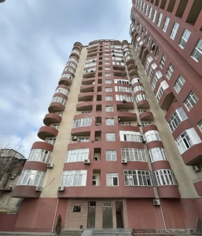 Satılır 3 otaqlı mənzil 100 m²