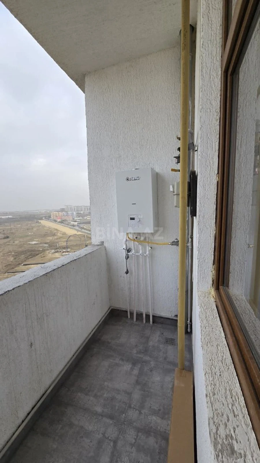 Satılır 3 otaqlı mənzil 93 m²