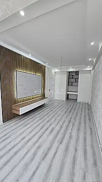 Satılır 3 otaqlı mənzil 93 m²