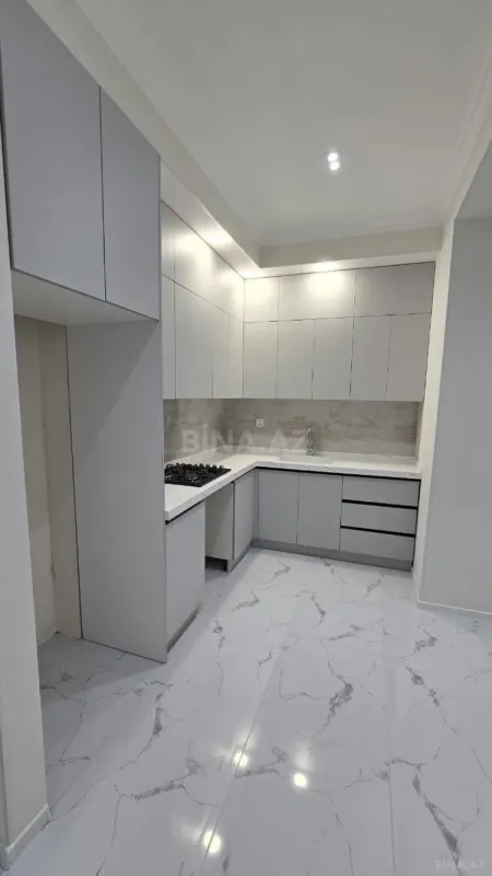 Satılır 3 otaqlı mənzil 93 m²