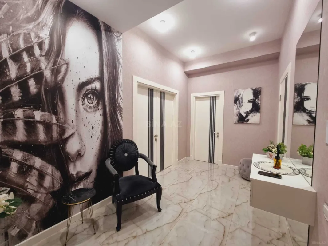 Kirayə verilir 2 otaqlı mənzil 110 m²