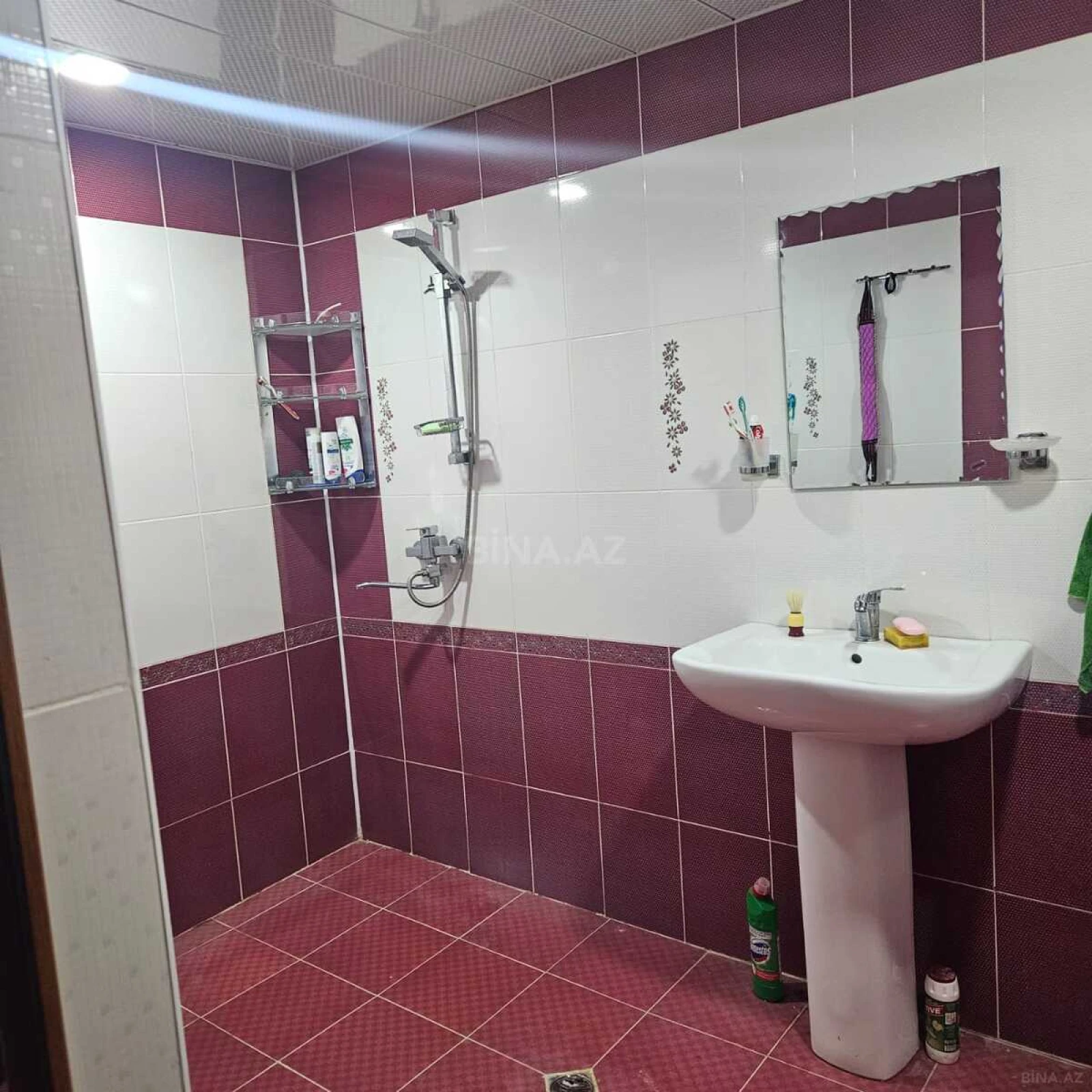 Satılır 3 otaqlı mənzil 107 m²