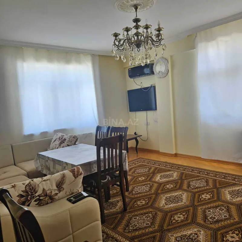 Satılır 3 otaqlı mənzil 107 m²