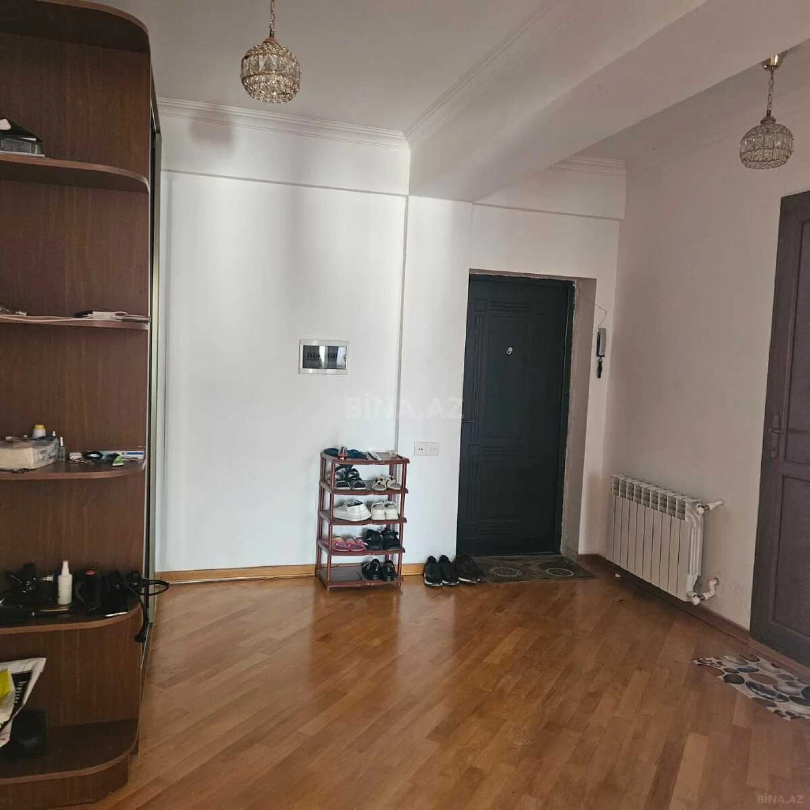 Satılır 3 otaqlı mənzil 107 m²