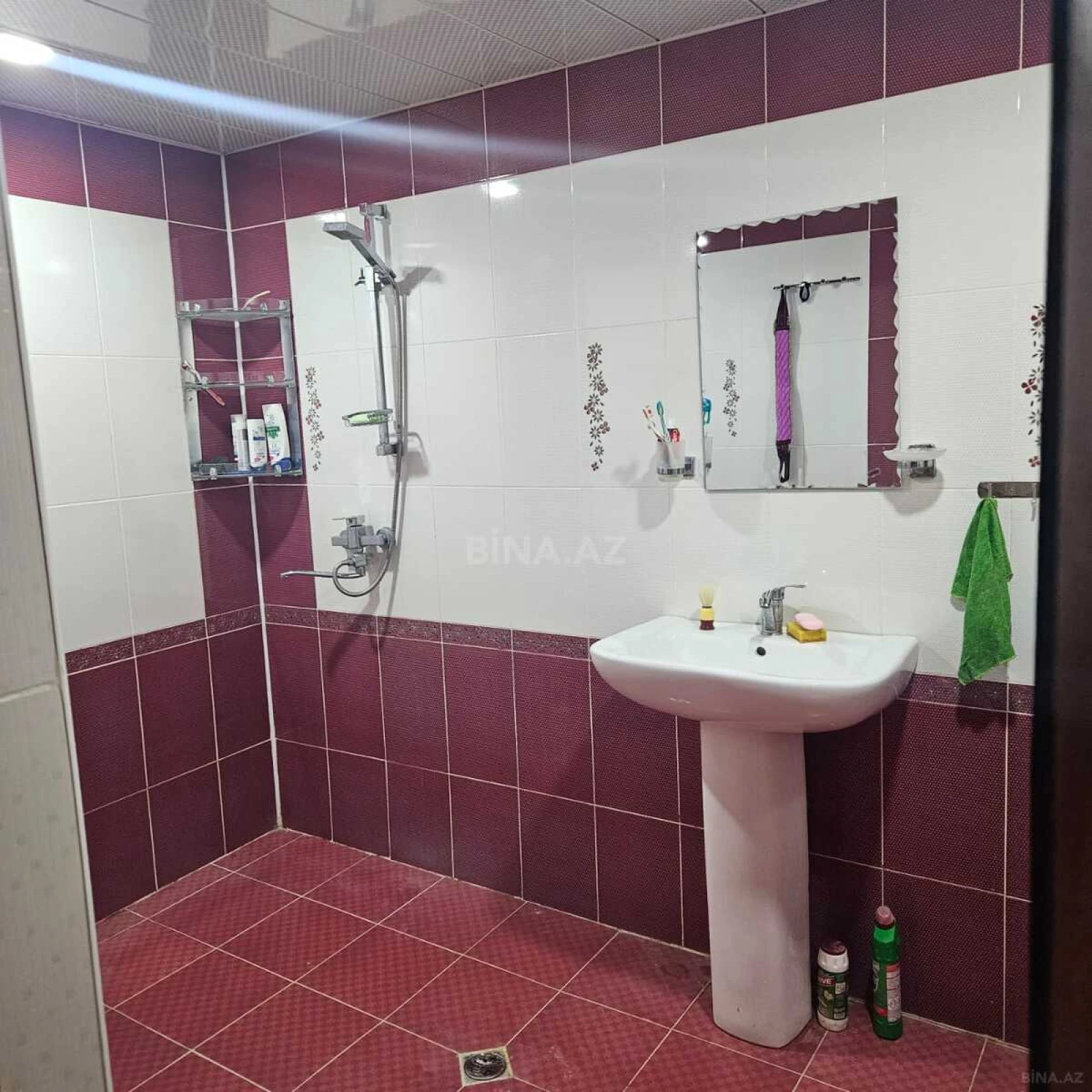Satılır 3 otaqlı mənzil 107 m²