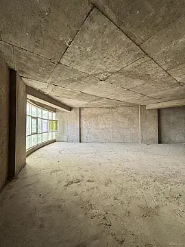 Satılır 3 otaqlı mənzil 151 m²