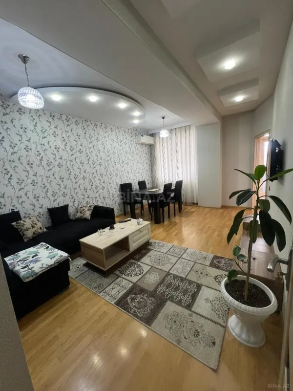 Kirayə verilir 2 otaqlı mənzil 65 m²