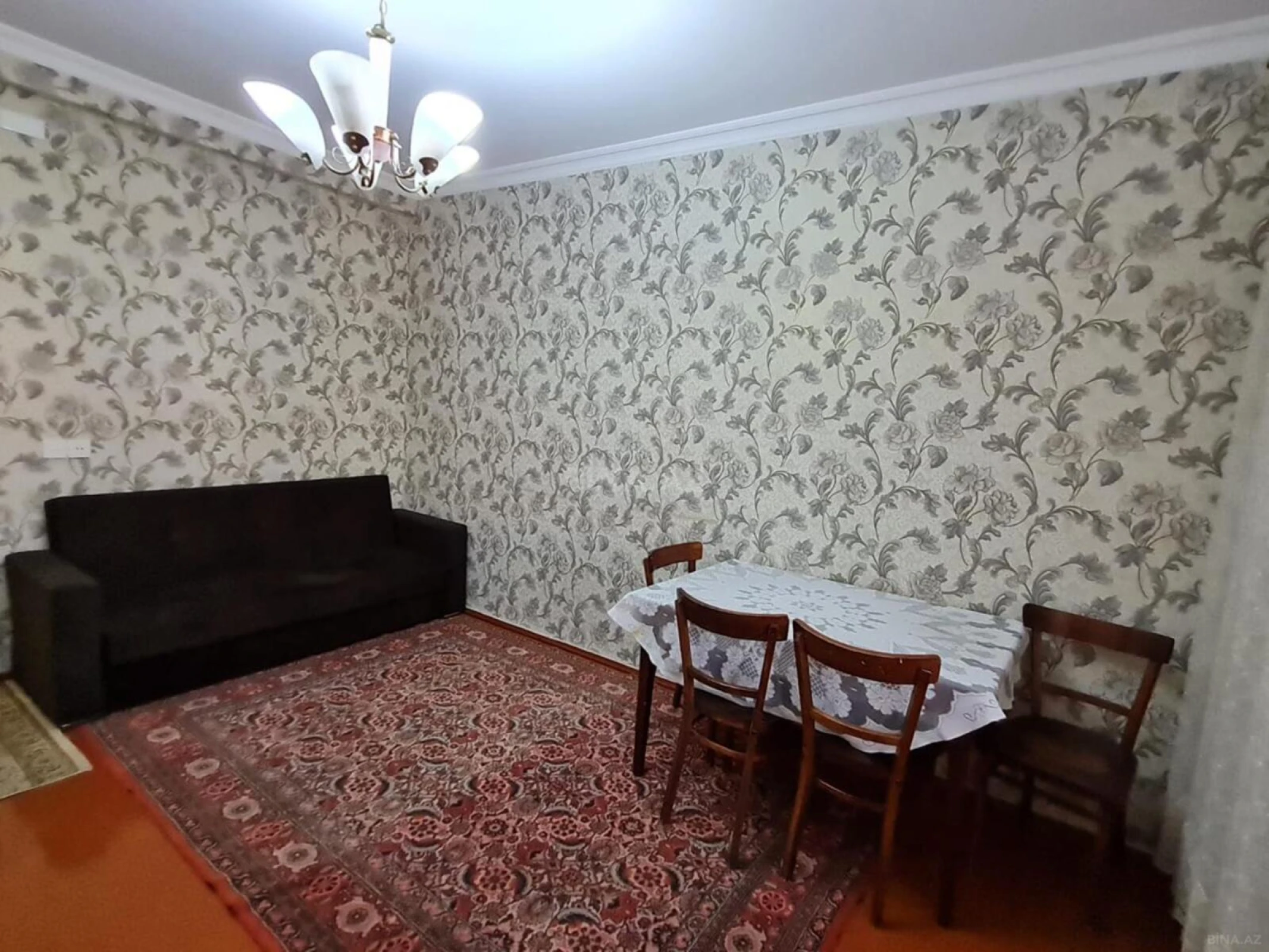 Kirayə verilir 2 otaqlı mənzil 55 m²