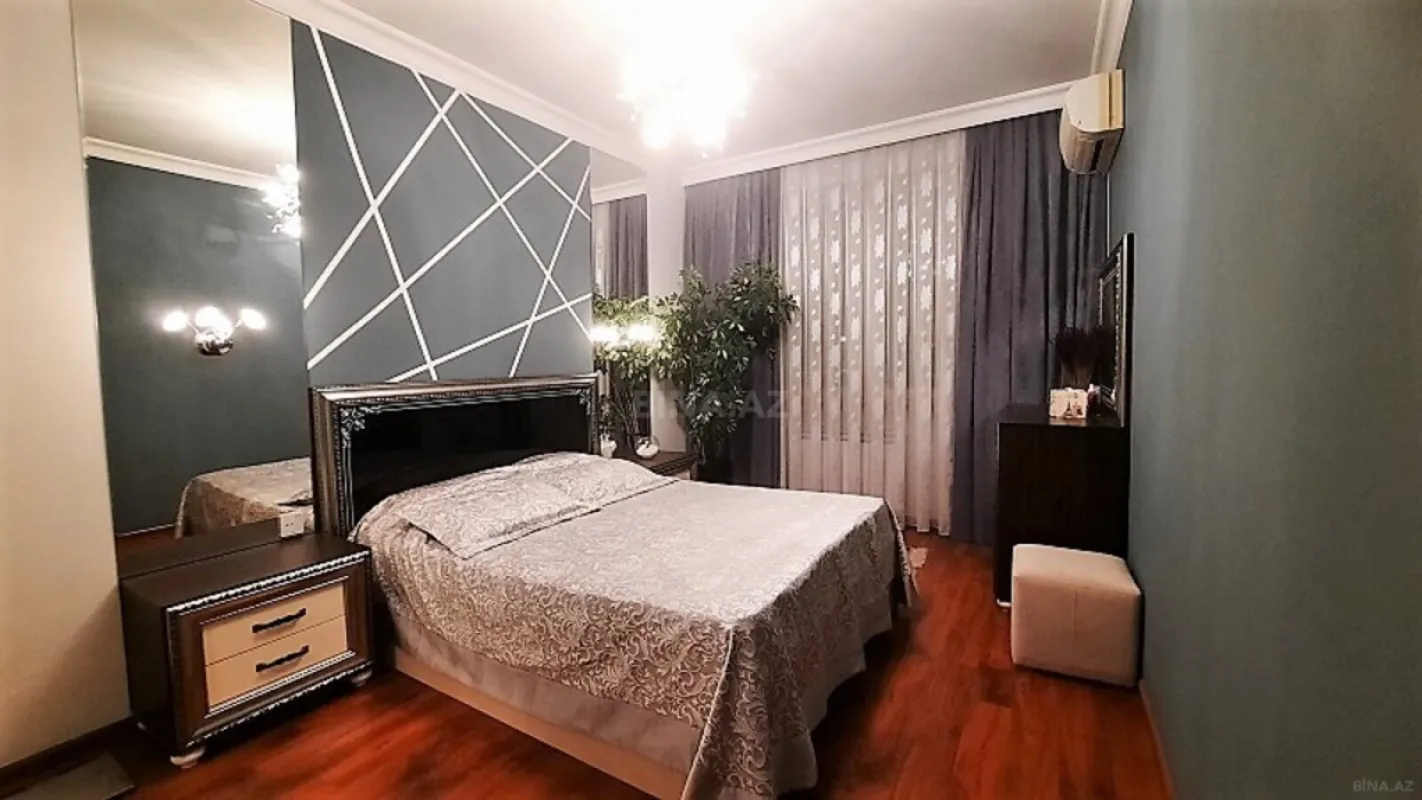 Satılır 3 otaqlı mənzil 90 m²