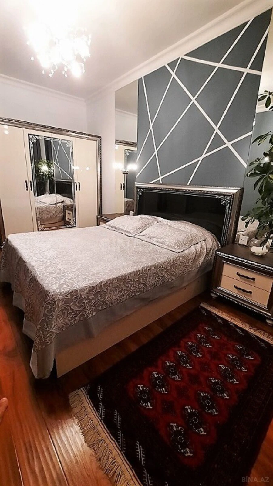 Satılır 3 otaqlı mənzil 90 m²