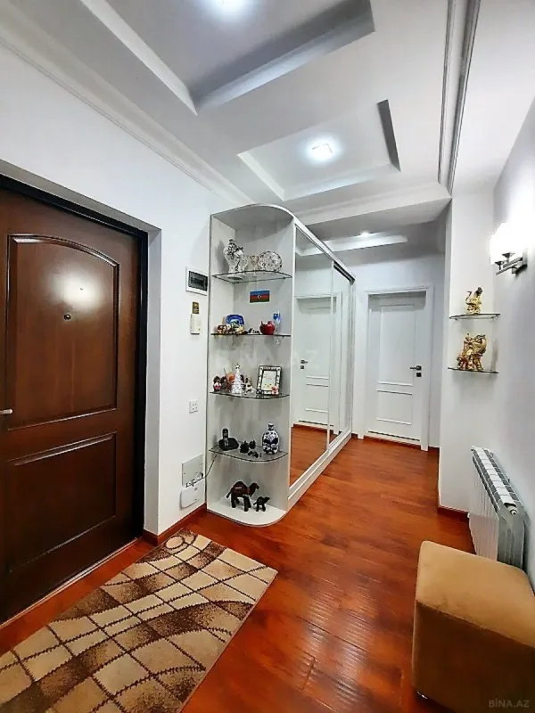 Satılır 3 otaqlı mənzil 90 m²