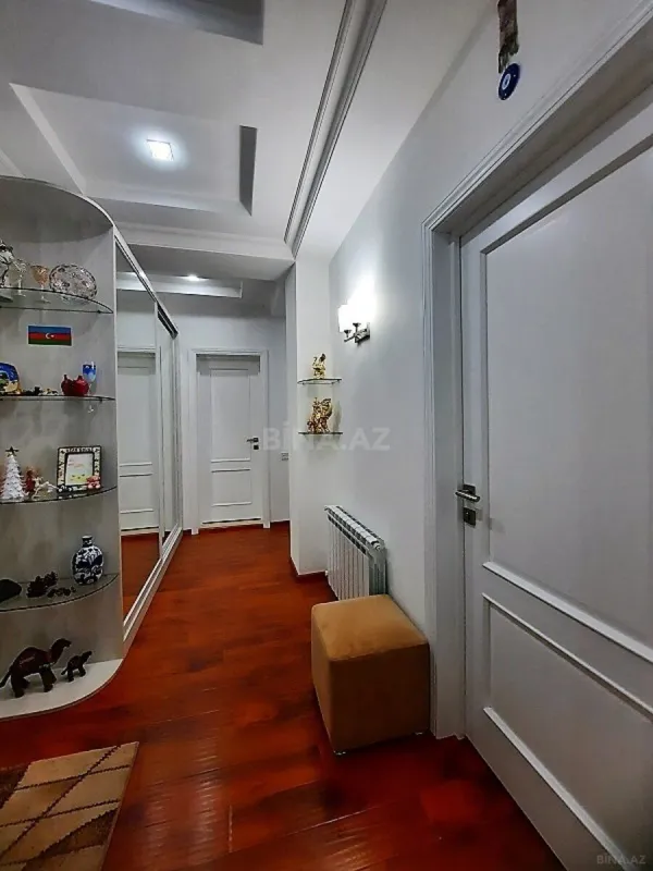 Satılır 3 otaqlı mənzil 90 m²