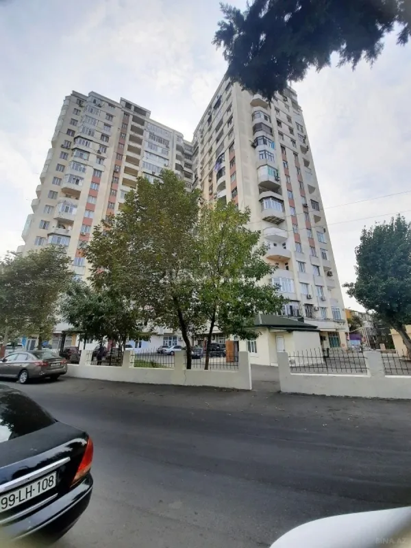 Satılır 3 otaqlı mənzil 90 m²