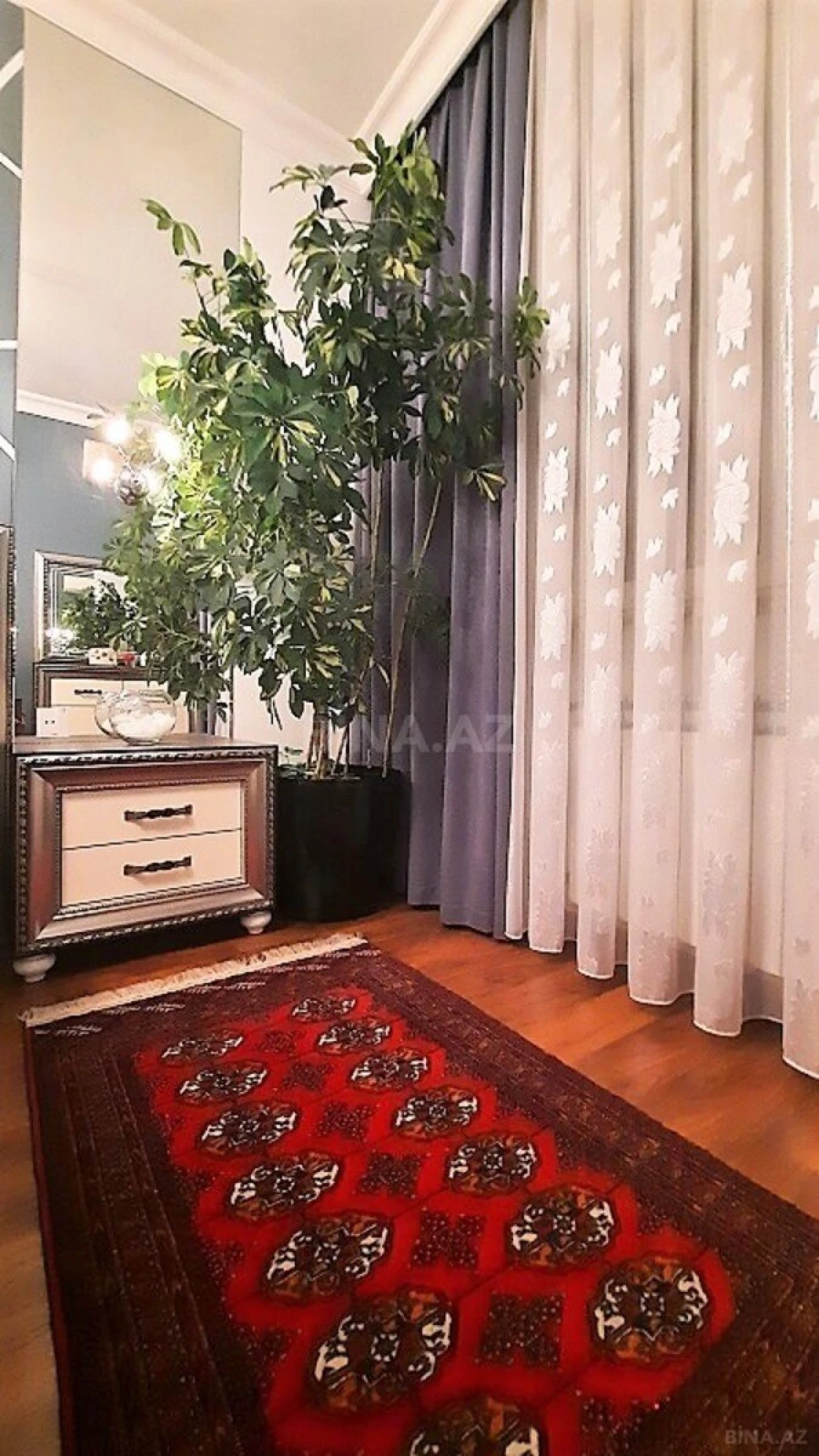Satılır 3 otaqlı mənzil 90 m²