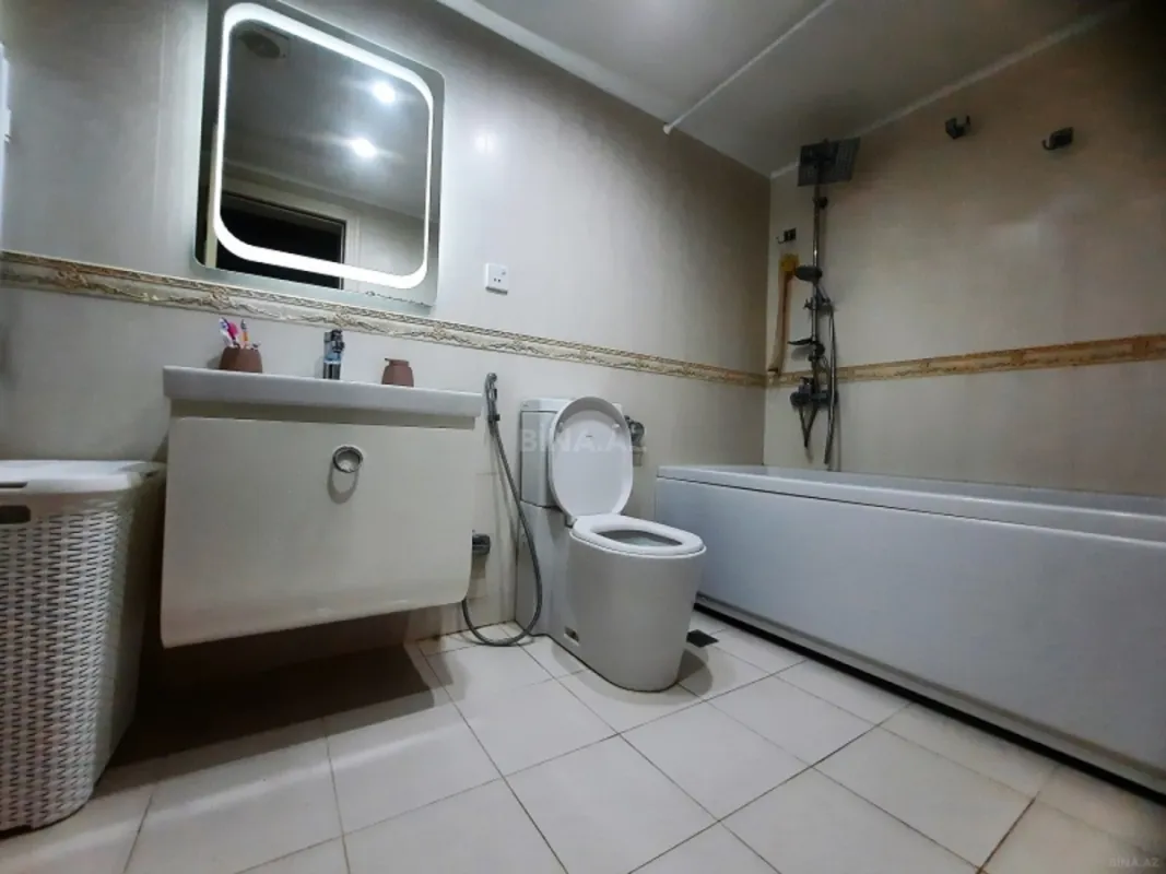 Satılır 3 otaqlı mənzil 90 m²