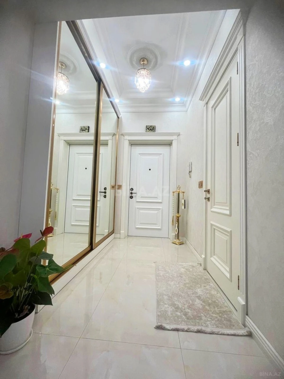 Satılır 3 otaqlı mənzil 90 m²