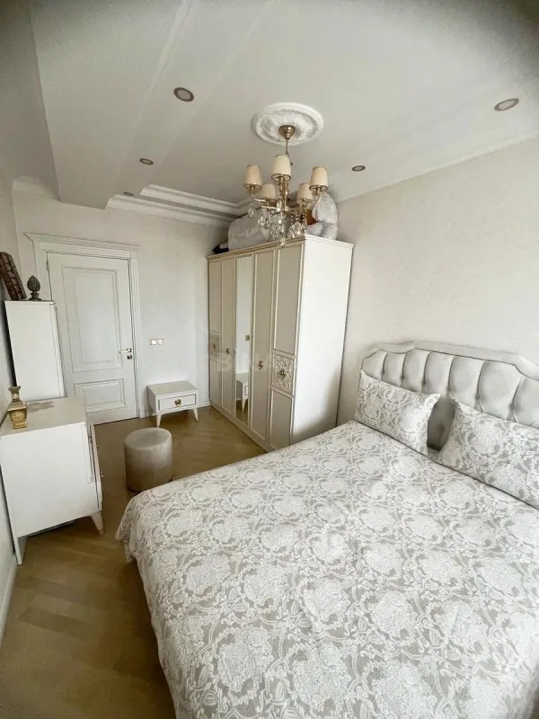 Satılır 3 otaqlı mənzil 90 m²