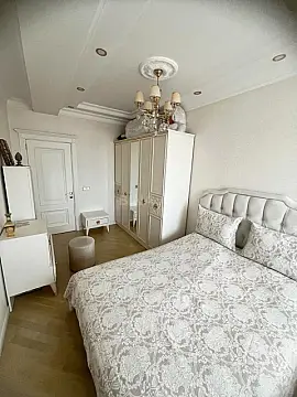 Satılır 3 otaqlı mənzil 90 m²