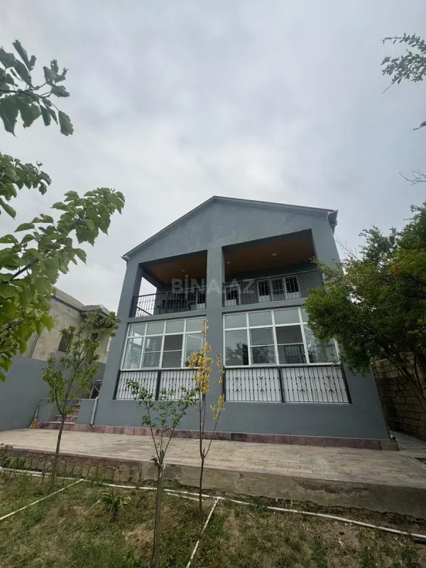 Satılır 5 otaqlı həyət evi 156 m²