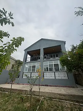 Satılır 5 otaqlı həyət evi 156 m²