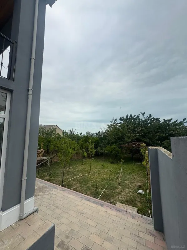 Satılır 5 otaqlı həyət evi 156 m²