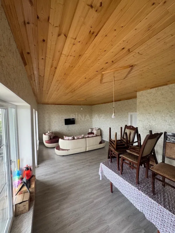 Satılır 5 otaqlı həyət evi 156 m²