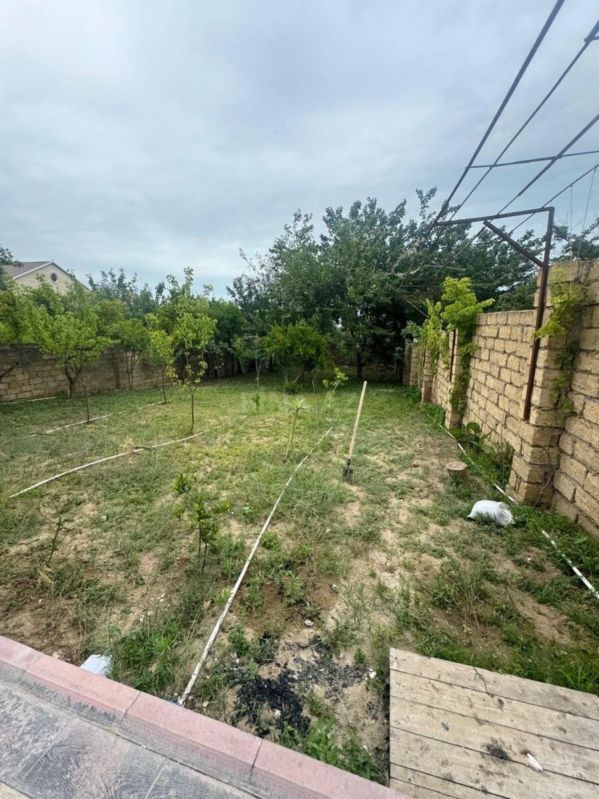 Satılır 5 otaqlı həyət evi 156 m²