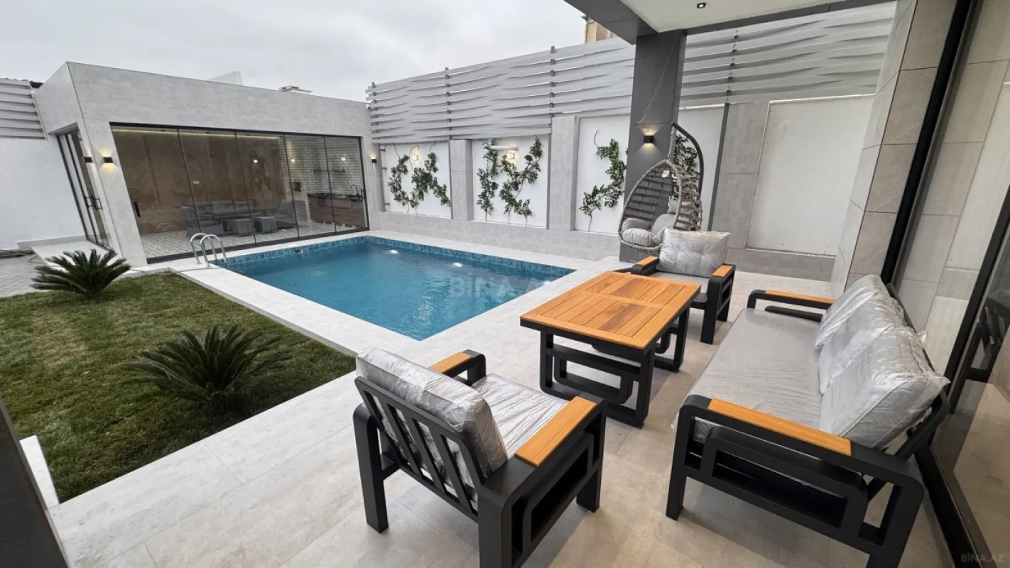 Satılır 5 otaqlı həyət evi 250 m²