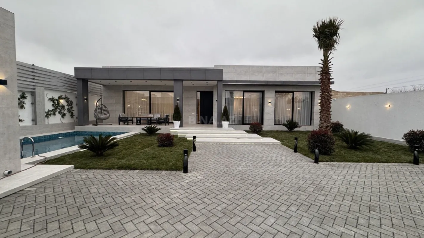 Satılır 5 otaqlı həyət evi 250 m²