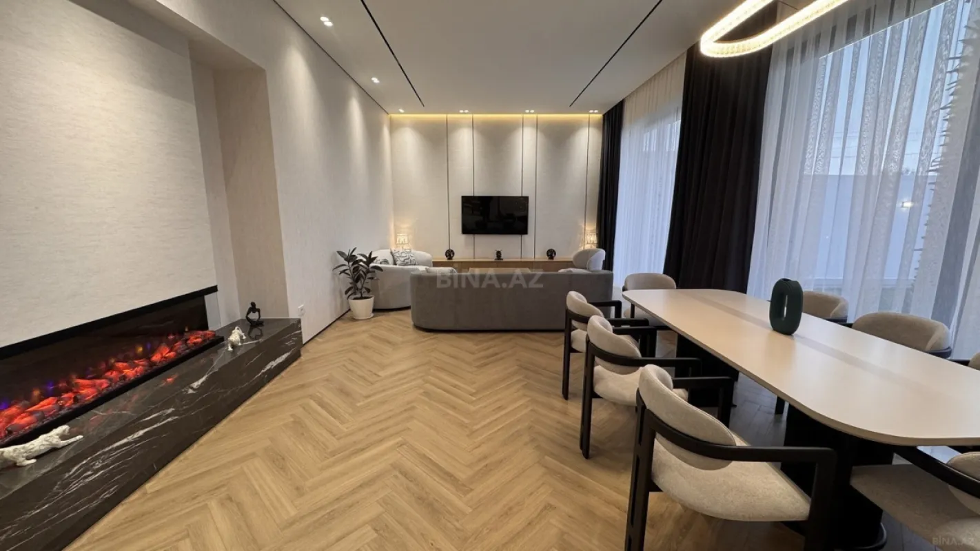 Satılır 5 otaqlı həyət evi 250 m²