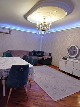 Satılır 4 otaqlı mənzil 100 m²