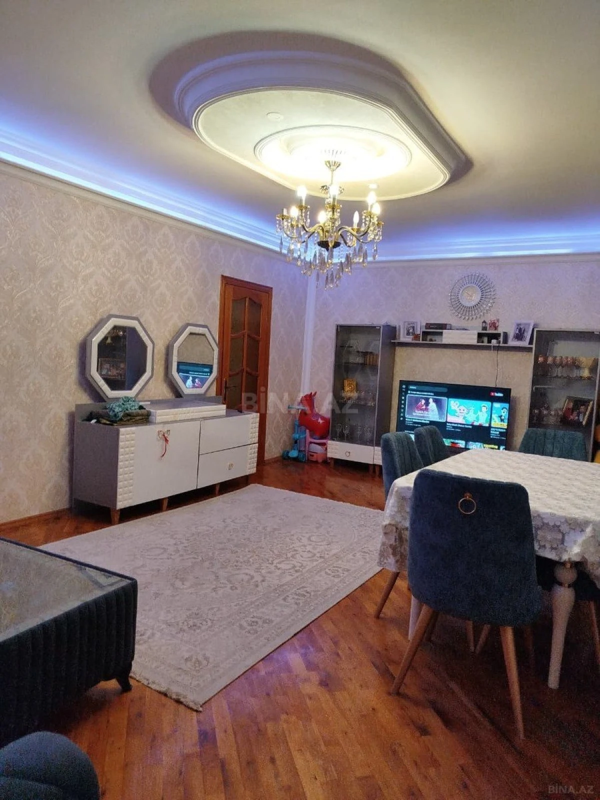Satılır 4 otaqlı mənzil 100 m²