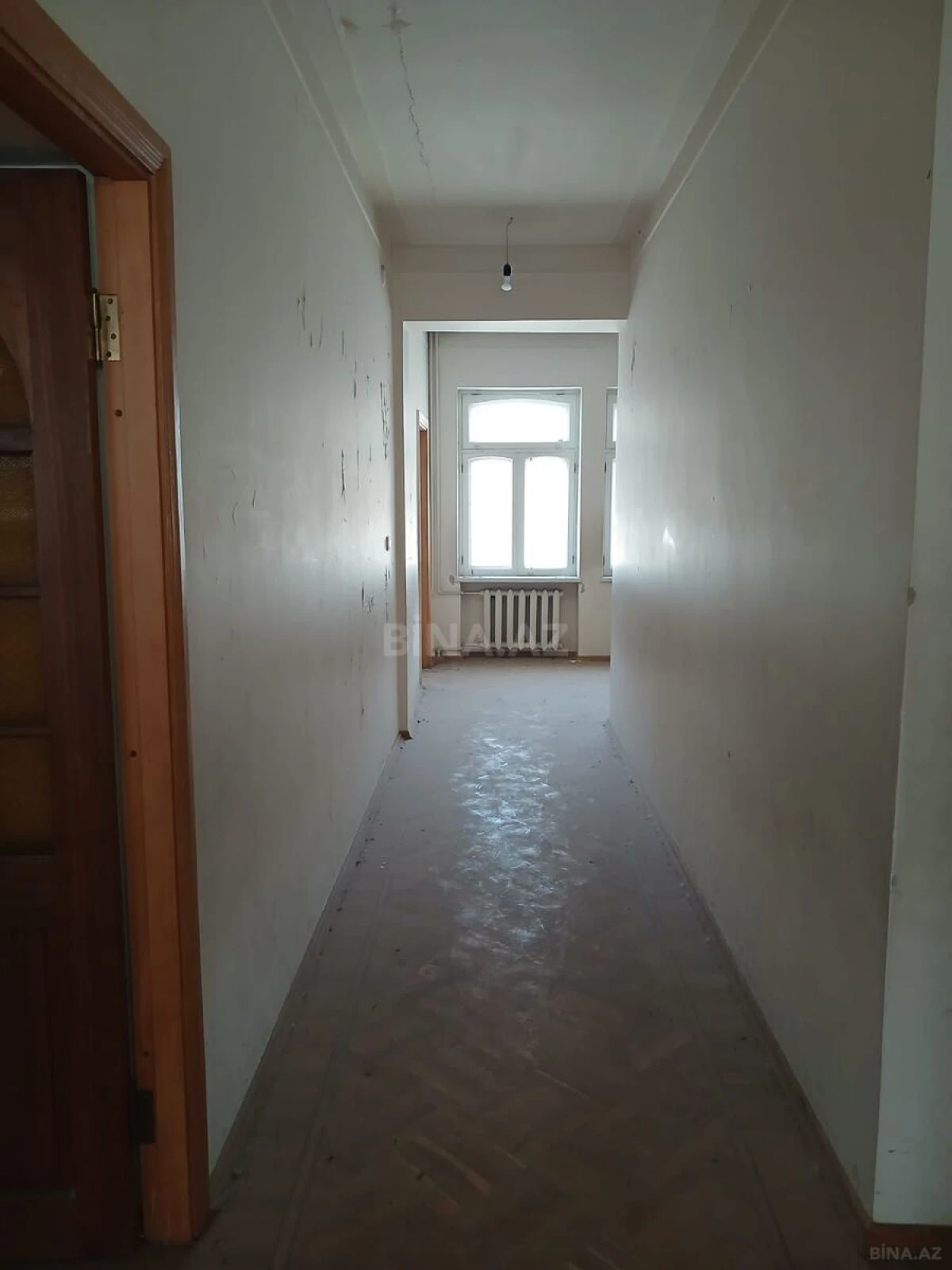 Kirayə verilir 12 otaqlı həyət evi 500 m²