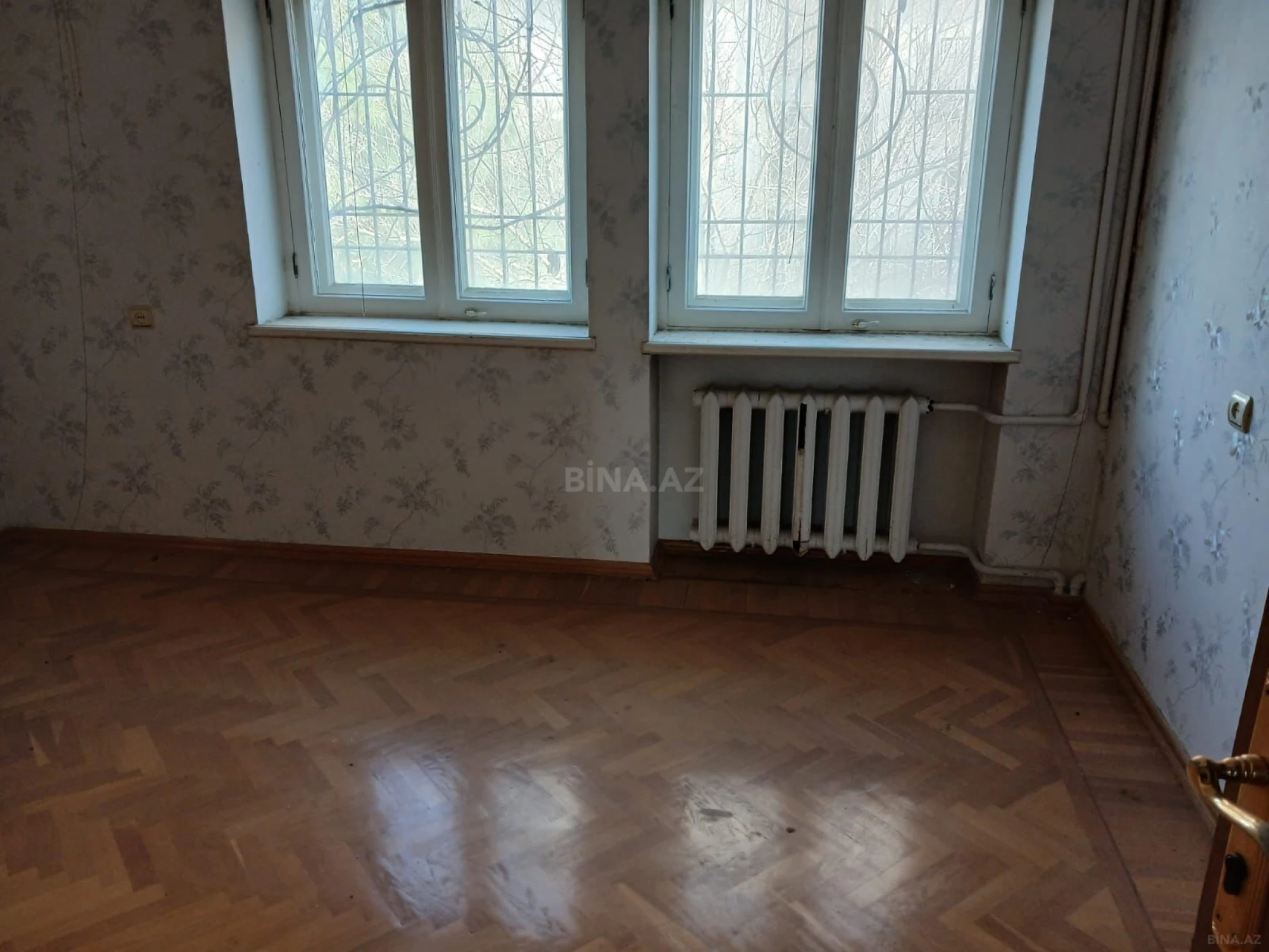 Kirayə verilir 12 otaqlı həyət evi 500 m²