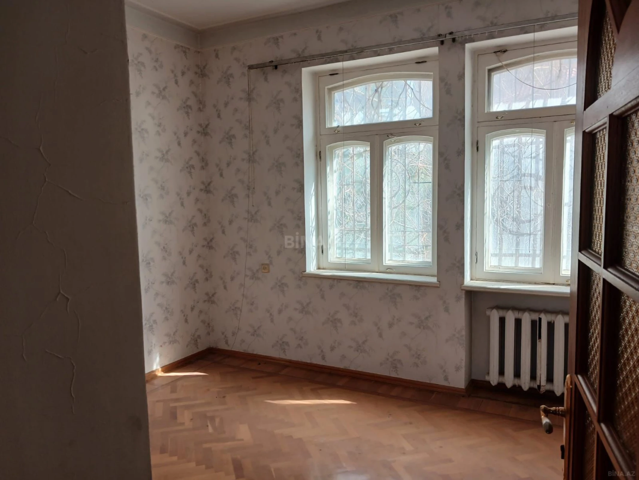 Kirayə verilir 12 otaqlı həyət evi 500 m²