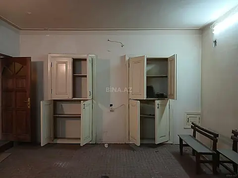 Kirayə verilir 12 otaqlı həyət evi 500 m²