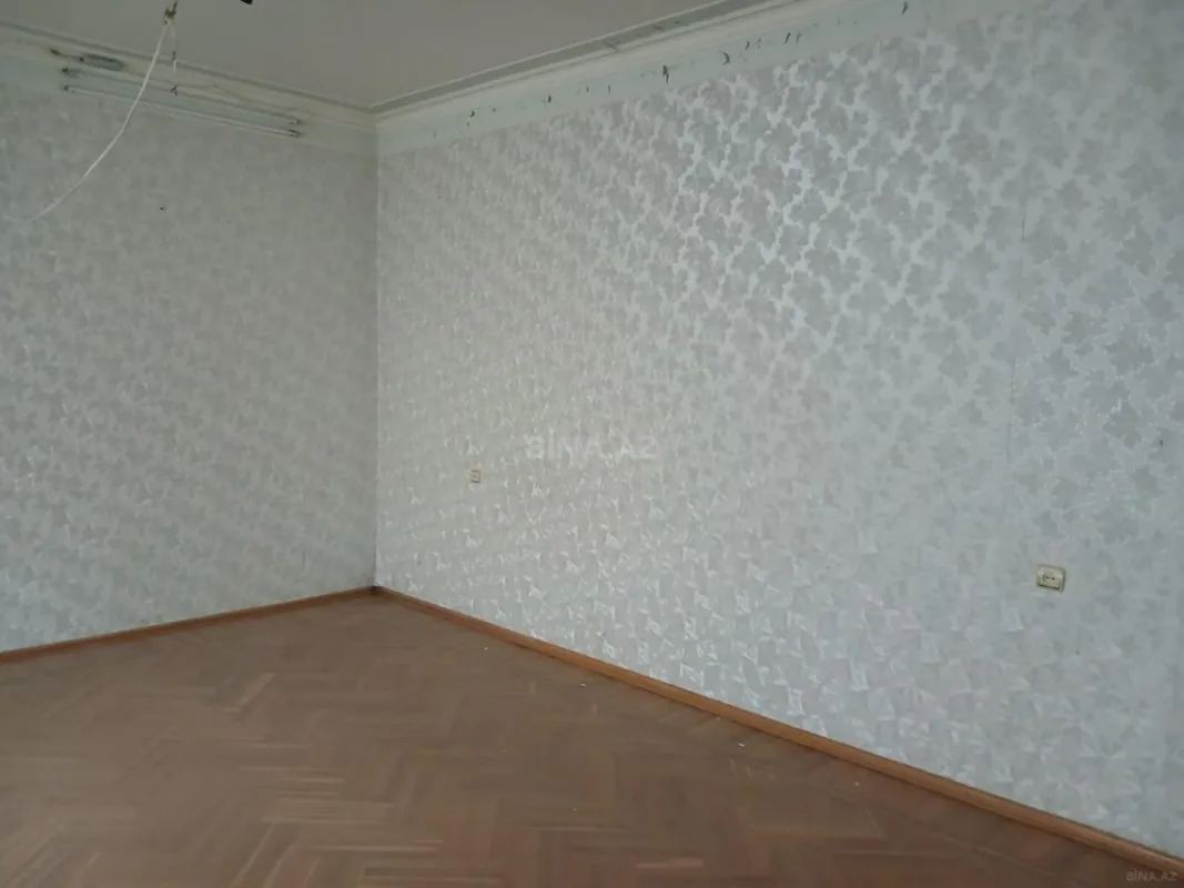 Kirayə verilir 12 otaqlı həyət evi 500 m²