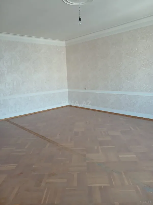 Kirayə verilir 12 otaqlı həyət evi 500 m²