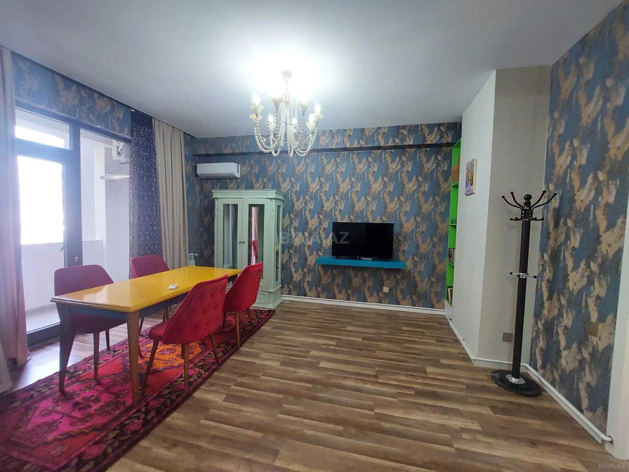 Kirayə verilir 2 otaqlı mənzil 64 m²